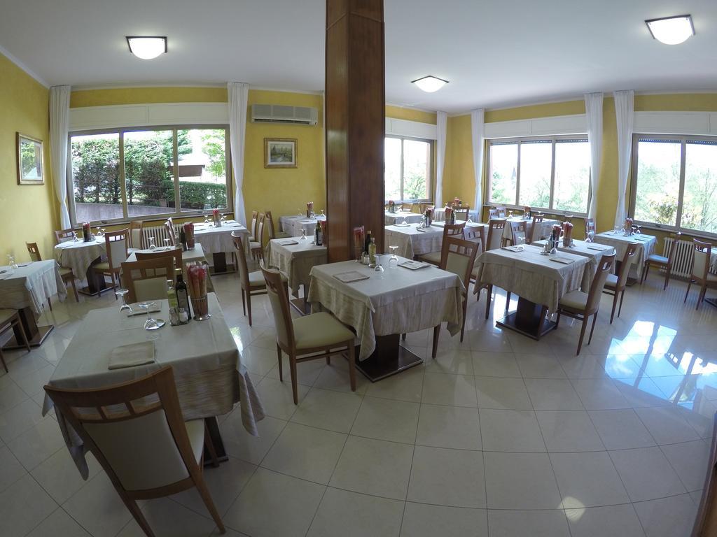 Albergo Esperia Tabiano Terme Exterior foto